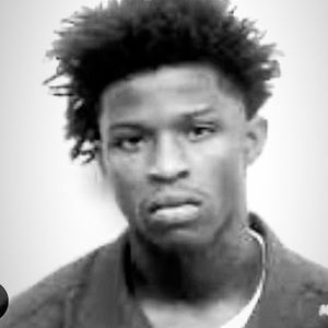 Meet your Posher, Layla